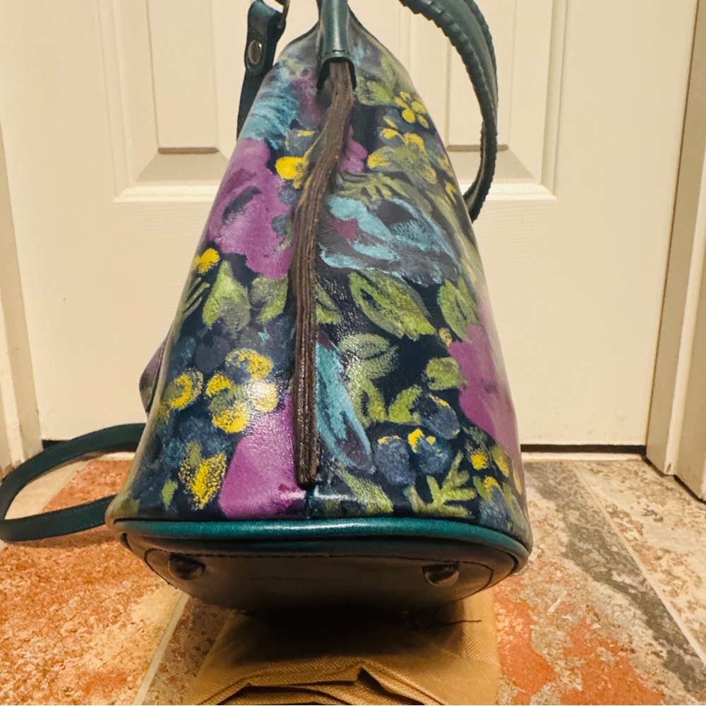 Gorgeous Patricia Nash Leather Crossbody Bucket Bag in Deep Blue Nature! - Picture 8 of 16